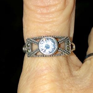 Vintage 925 STERLING SILVER RING